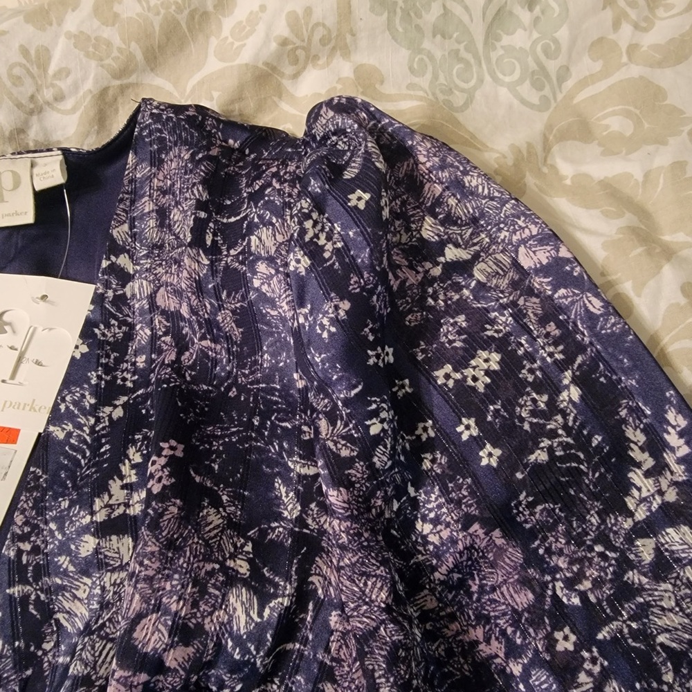 Dress - Picture 3 of 6